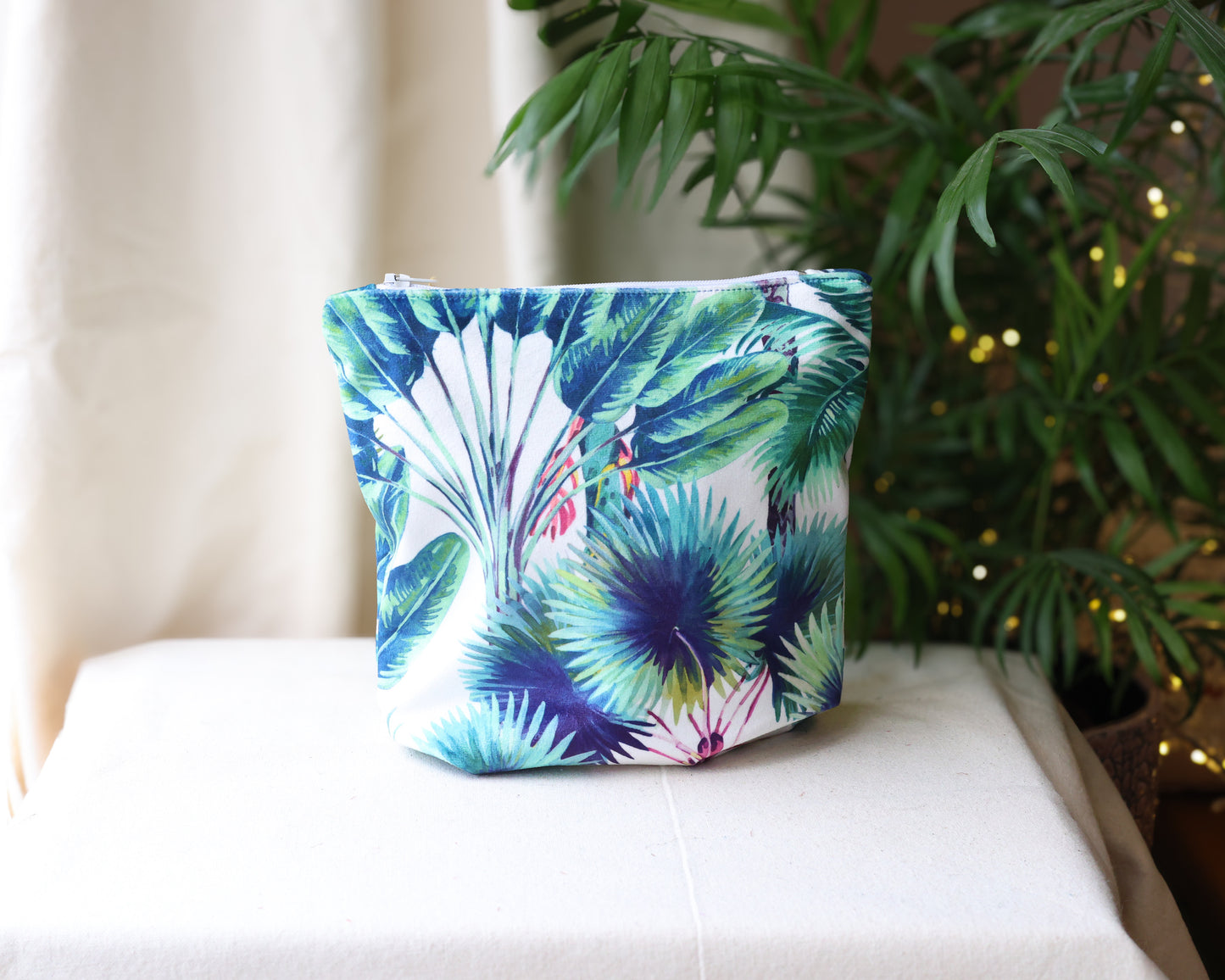 Rainforest Velvet Wash Bag
