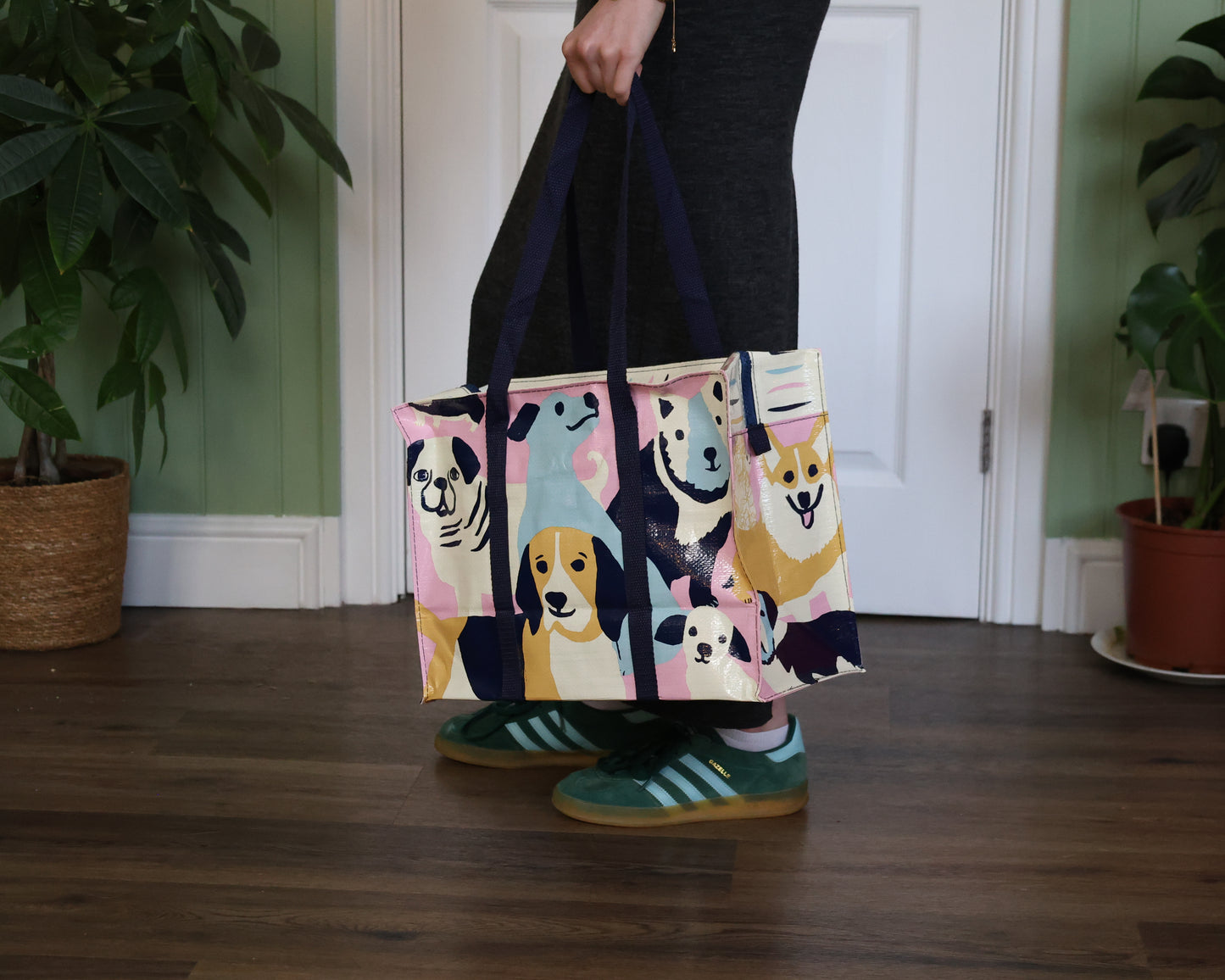 Happy Dogs Shoulder Tote