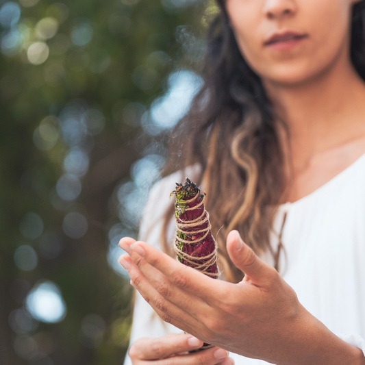 Seven Chakras Rose Petal Sage Smudge Stick (4 inch)