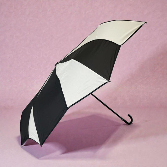 Everyday Swirl Folding Umbrella: Black/Cream