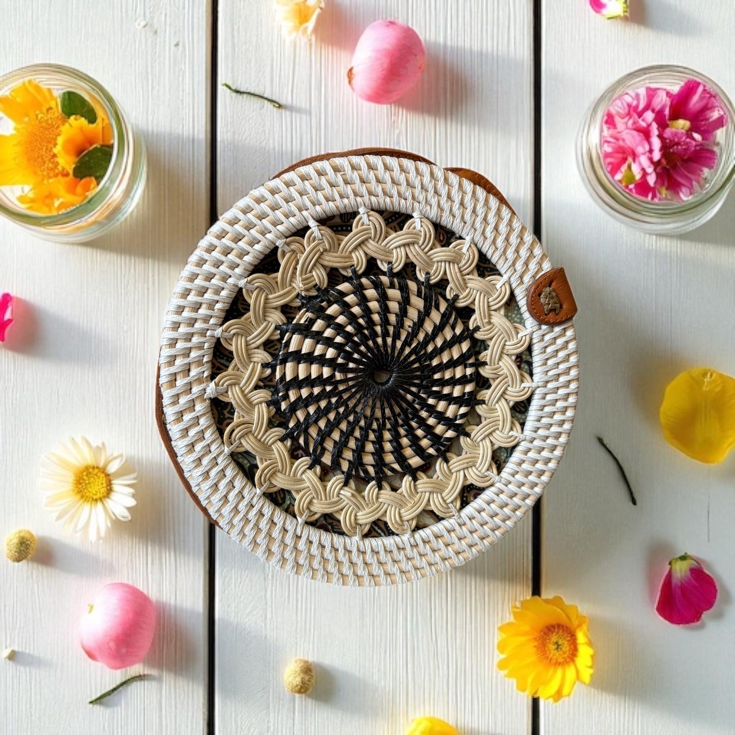 White Star Rattan Bali Bag