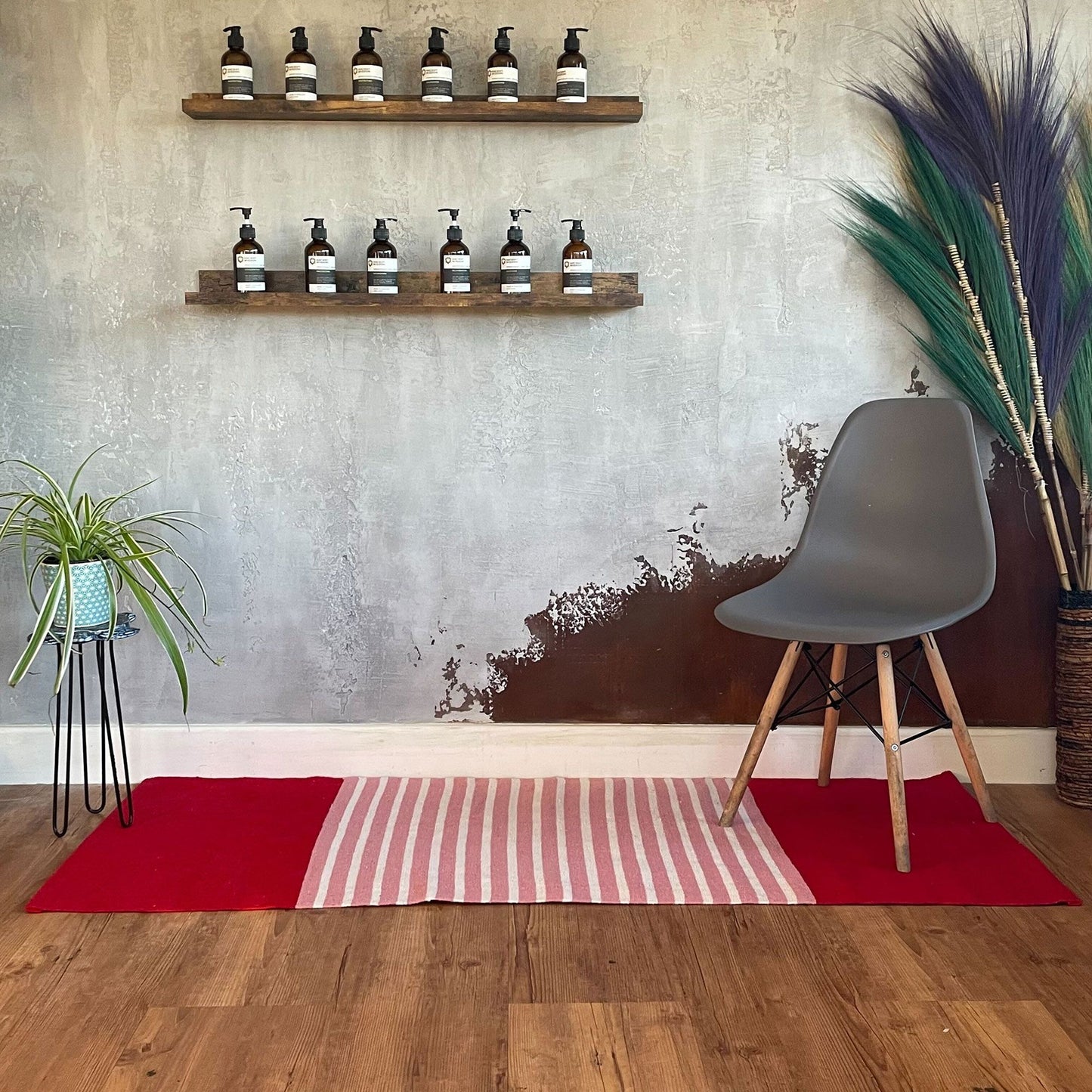 Red & Pink Indian Cotton Rug