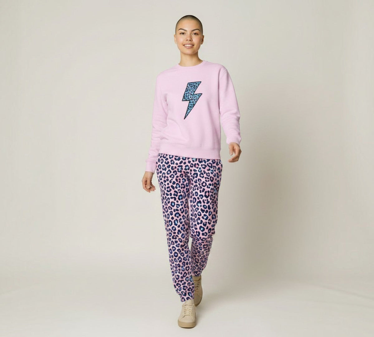 Sweatshirts & Hoodies