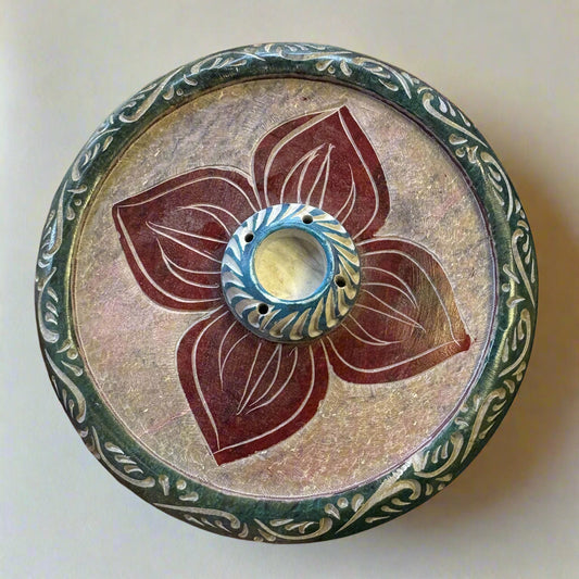 Four Petals Cone & Incense Holder