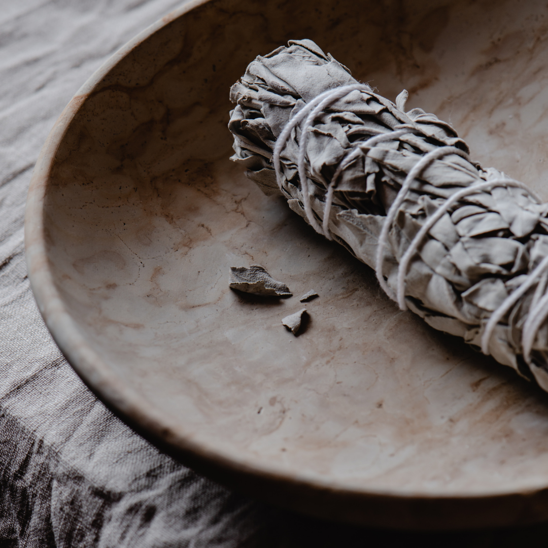 Dragons Blood Sage Smudge Stick (9 inch)
