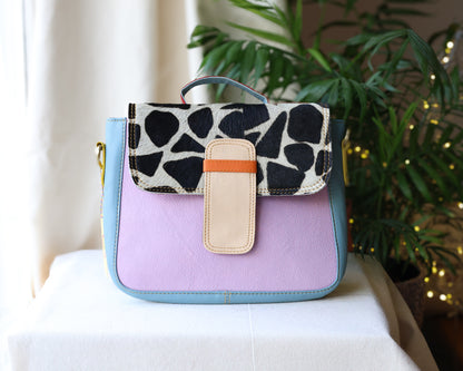 Betty Lilac Giraffe Crossbody Bag