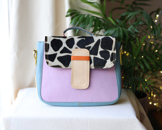 Betty Lilac Giraffe Crossbody Bag