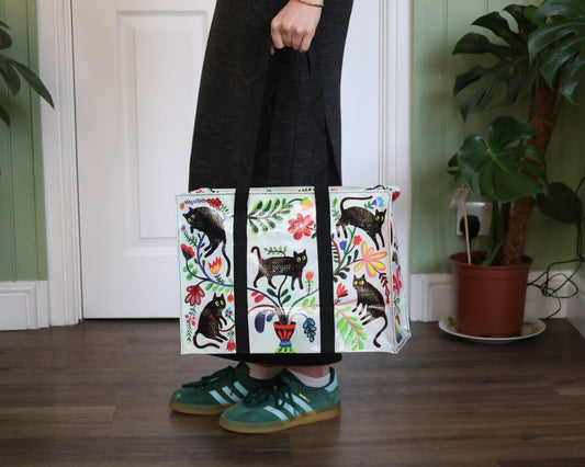Here Kitty Shoulder Tote