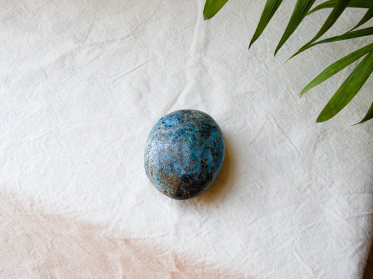 Apatite Palm Stone