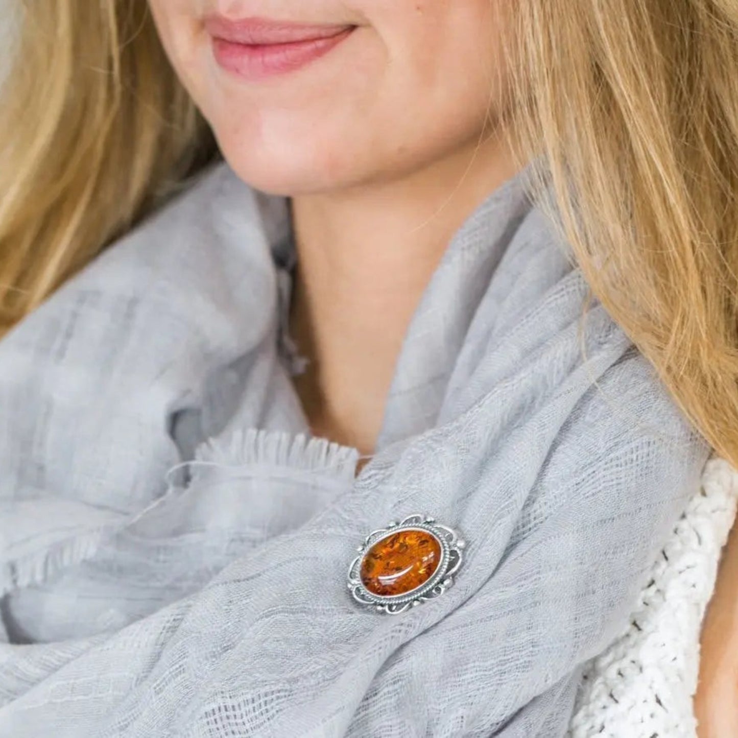 Oval Classic Framed Amber Brooch