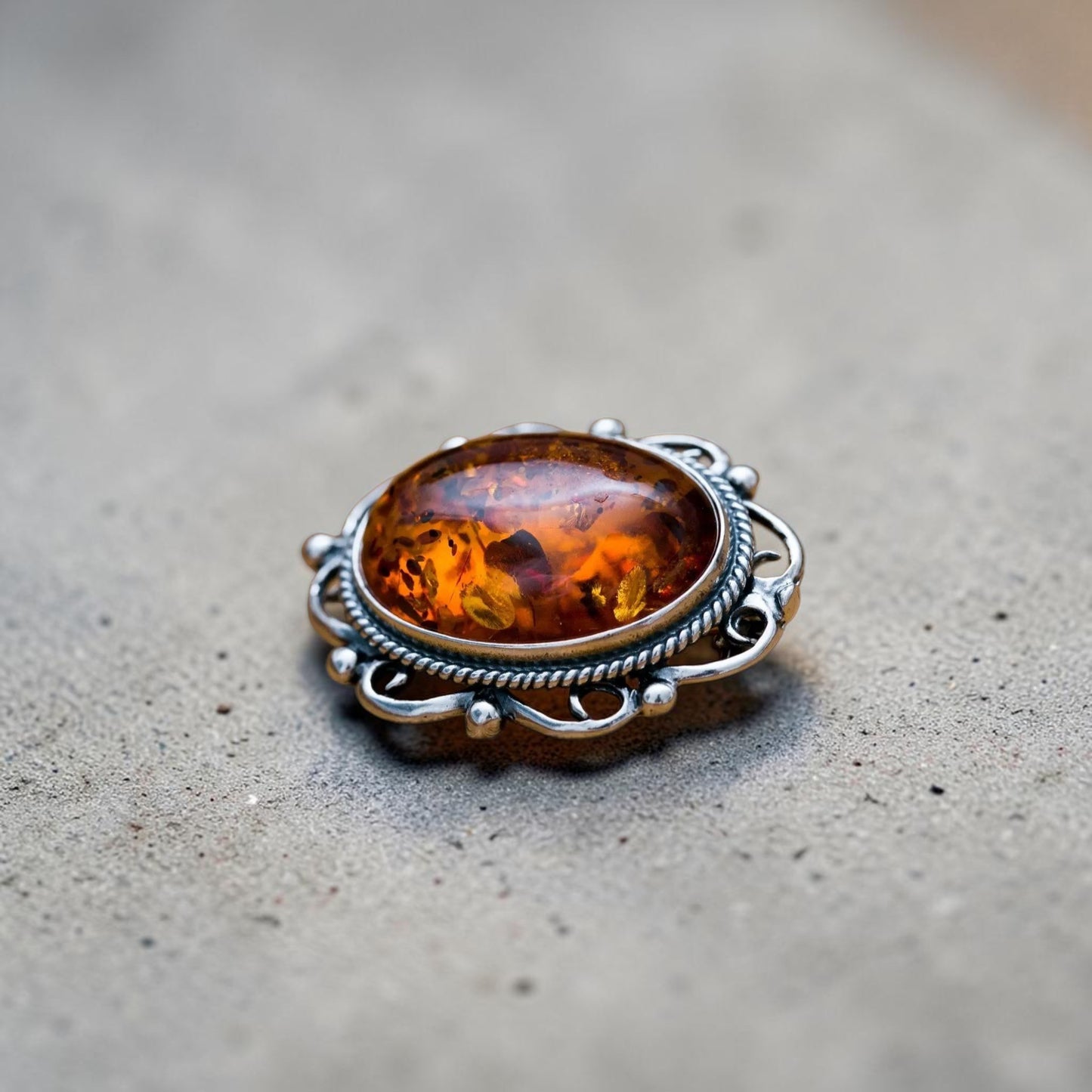 Oval Classic Framed Amber Brooch
