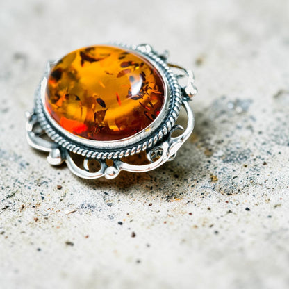 Oval Classic Framed Amber Brooch