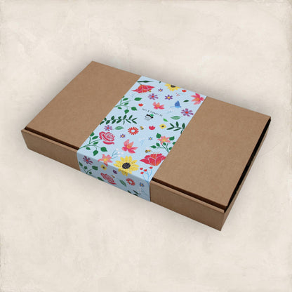 Total Unwind Bath Sea Salts & Soap Flowers Set