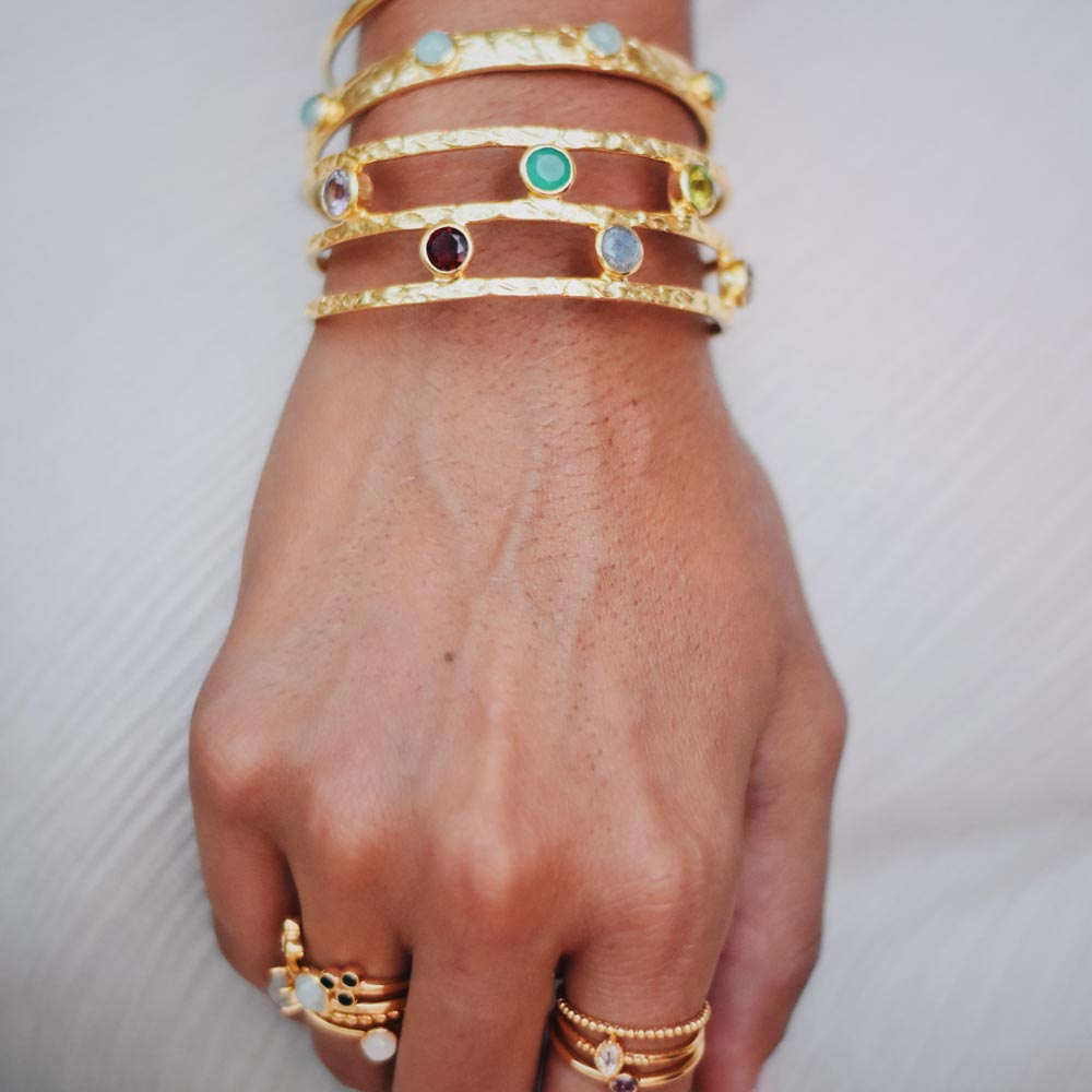 Venus Gemstone Bangle: Rose Quartz, Amethyst, Iolite & Pariba Onyx